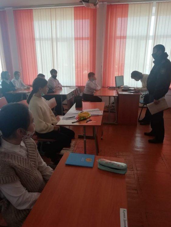«Кәмелеттік жасқа  толмағандардың құқық бұзушылық  әрекеттері үшін қылмыстық және әкімшілік жауапкершілігі»