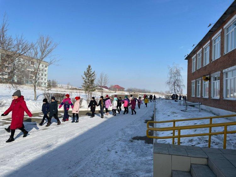 1 наурыз -Дүниежүзілік  Азаматтық қорғаныс күні. 1 марта-  Всемирный день  Гражданской защиты